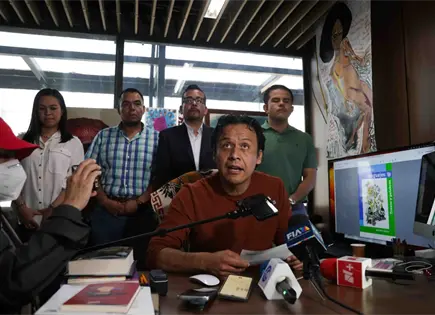 Arriaga arremete contra la SEP y la acusa de tener dos rostros Arriaga arremete contra la SEP y la acusa de tener dos rostros