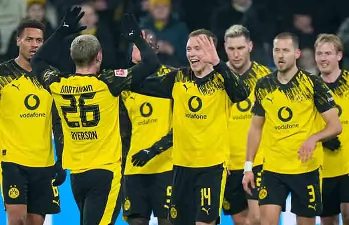 B. Dortmund gana con 3 goles en la 1ra. mitad