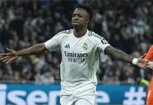 El Madrid golea a la Real Sociedad y duerme l&iacute;der