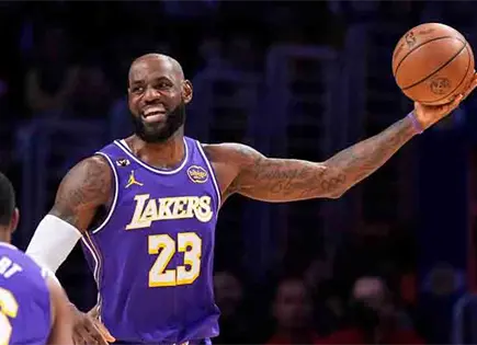 LeBron James vuelve para su 21er. All Star LeBron James vuelve para su 21er. All Star