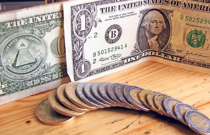 Peso toca su mejor nivel de lo que va del 2026