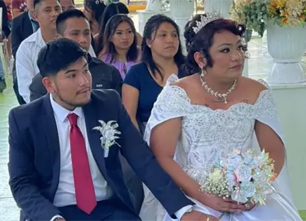 Concretan primer matrimonio de personas trans en la Huasteca Concretan primer matrimonio de personas trans en la Huasteca