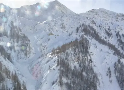 Avalancha en Mont Blanc Italia deja dos esquiadores muertos