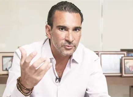 Denuncian al senador Melgar Bravo por ofensas a comunidad con autismo