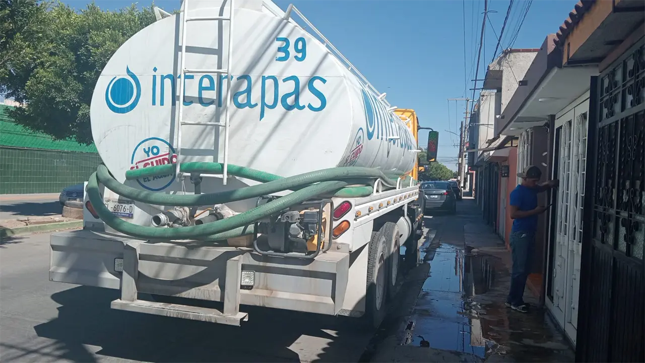 Interapas deja a colonias de Soledad más de 10 días sin agua