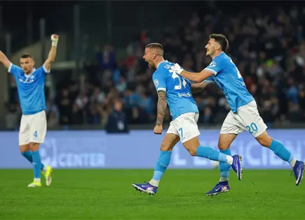 Napoli y Roma empatan 2-2 en partido de la Serie A en N&aacute;poles