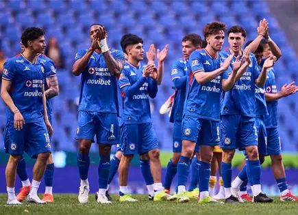 Cruz Azul derrota a Tigres y escala al subliderato en Liga MX