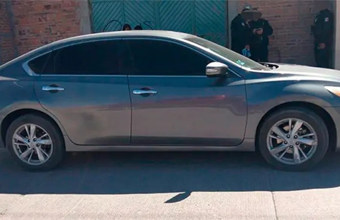 En horas, recuperan un auto robado