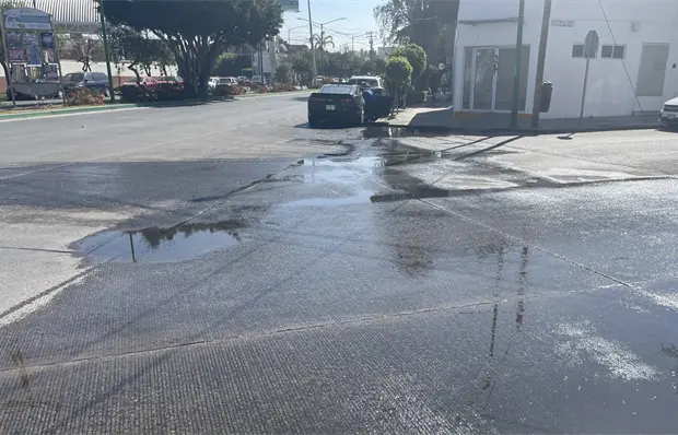 Persiste fuga en Ni&ntilde;o Artillero; afecta al comercio y peatones