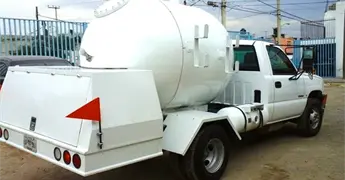 Hacen en SGS revisi&oacute;n de los tanques de almacenamiento de gas