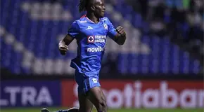 Ilusiona a Cruz Azul delantero nigeriano