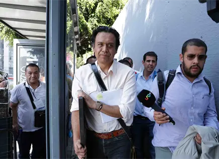 Marx Arriaga deja la SEP tras recibir notificación de su despido Marx Arriaga deja la SEP tras recibir notificación de su despido