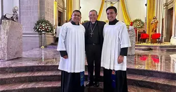 Seminaristas reciben el ministerio del lector