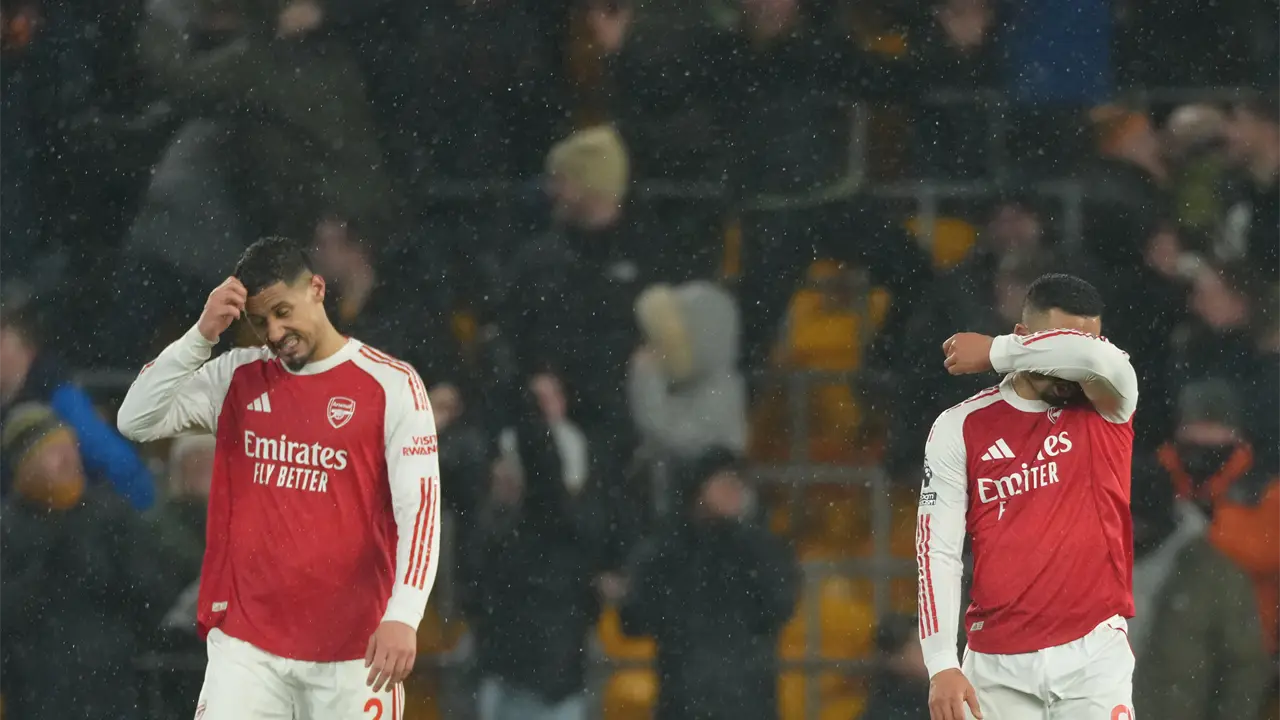 Arsenal desperdicia ventaja y empata con Wolverhampton en Inglaterra