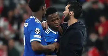 Vin&iacute;cius J&uacute;nior denuncia racismo en partido contra Benfica