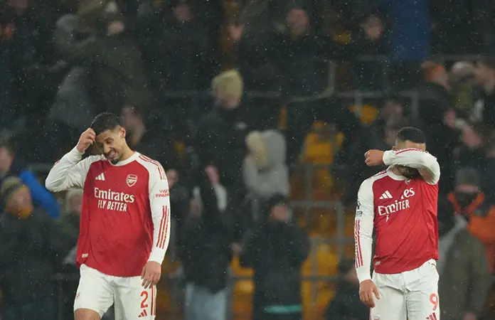 Arsenal empata ante los Wolves