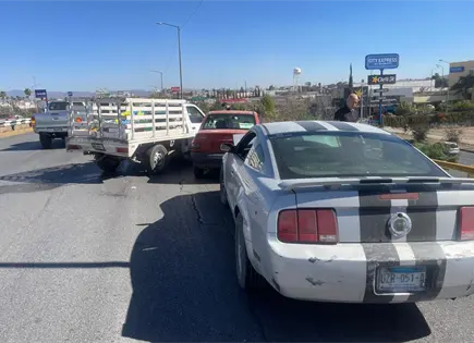 Carambola en puente de Gálvez deja daños en tres vehículos Carambola en puente de Gálvez deja daños en tres vehículos