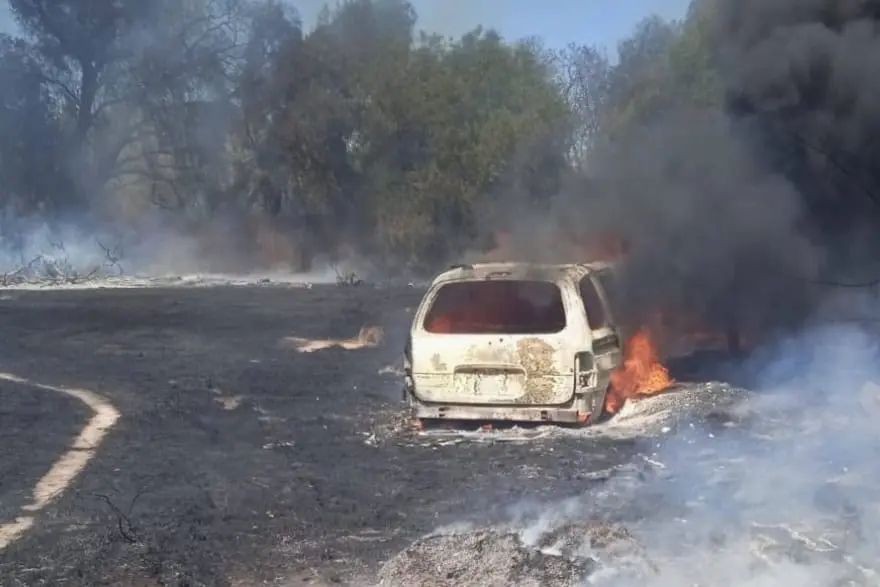 Reportan da&ntilde;os en veh&iacute;culo tras incendio en San Juan de Guadalupe