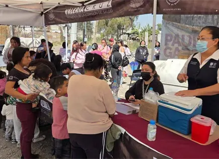 Morena responde a críticas por campaña de vacunación en Iztapalapa Morena responde a críticas por campaña de vacunación en Iztapalapa