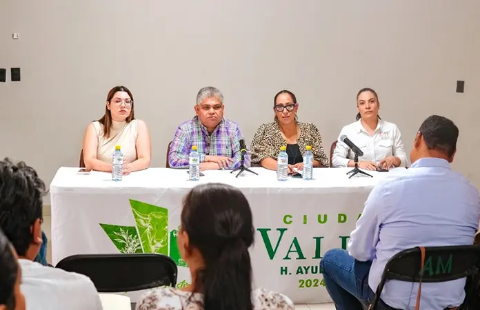 Presume la Alcaldía entrega de constancias de donación de tierras