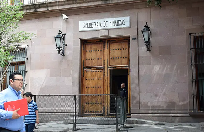 En 30%, la meta de recaudación por control vehicular