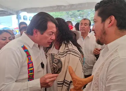 Mario Delgado conmemora el D&iacute;a de la Lengua Materna en Matlapa