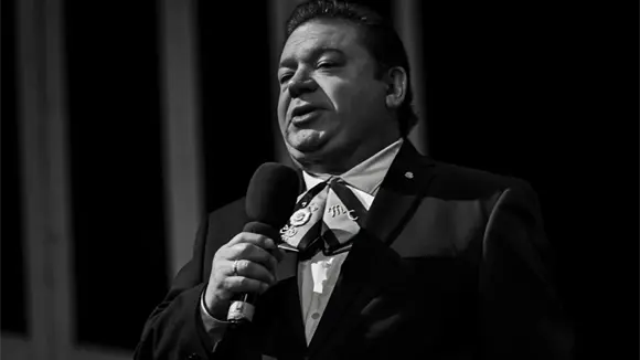 Ovacionan noche sinf&oacute;nica en honor a Jos&eacute; Alfredo Jim&eacute;nez en el Teatro de la Paz