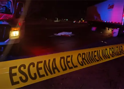 Fallece motociclista tras colisión con un tráiler Fallece motociclista tras colisión con un tráiler