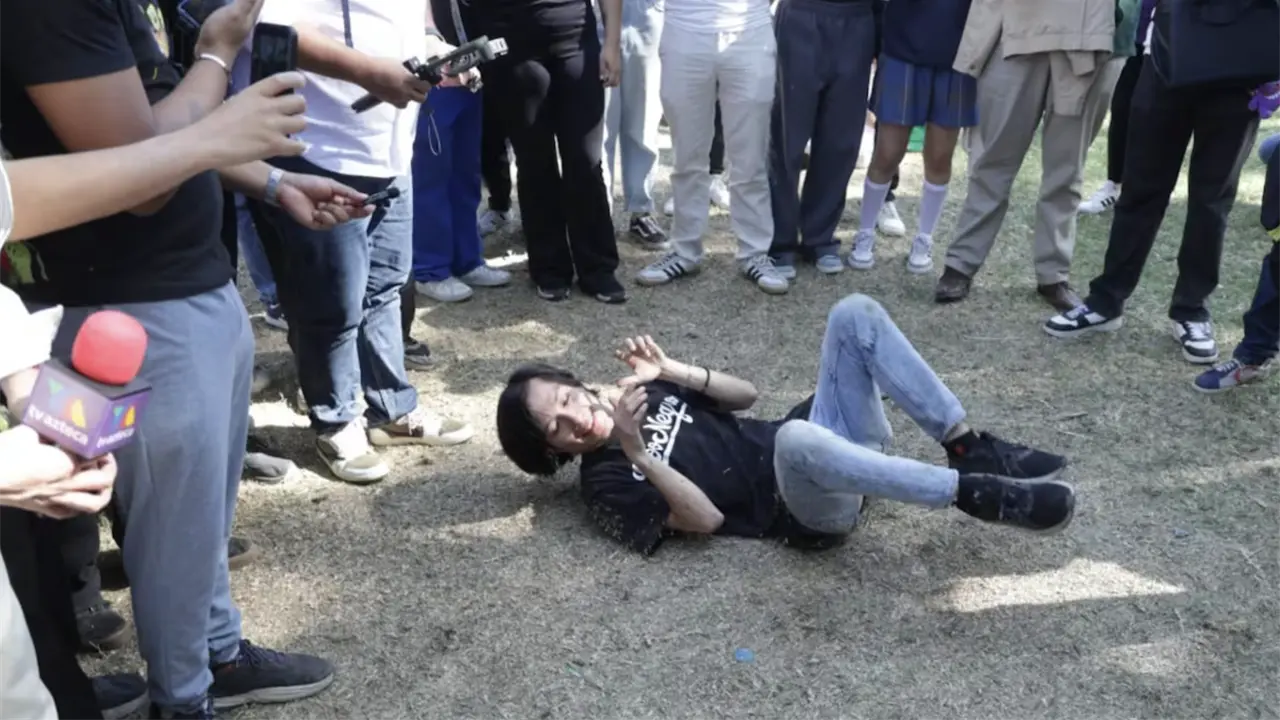 Más curiosos que "therians": sólo uno acudió