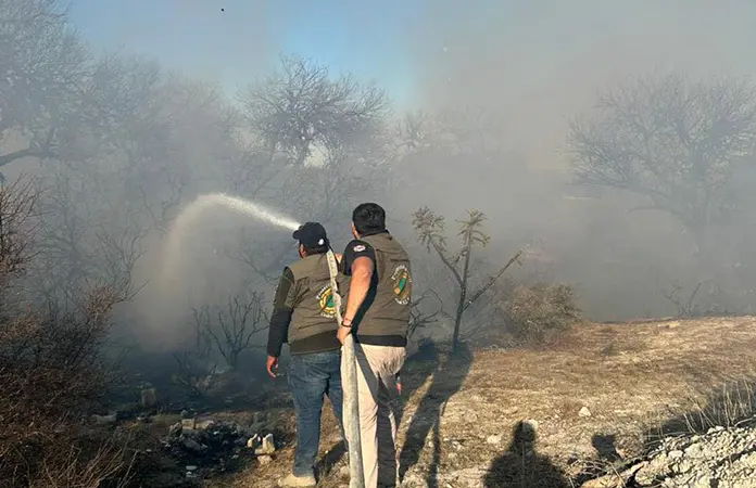 Quema de basura provoca incendio