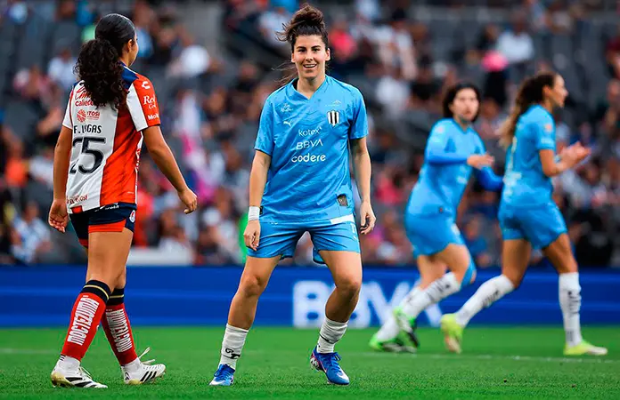 Rayadas golean sin piedad a ADSL femenil