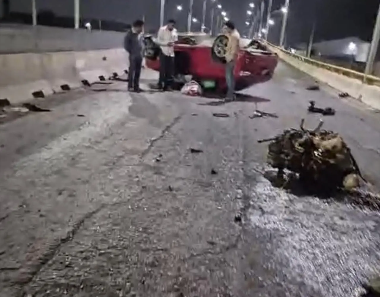 Se estrella Audi en Periférico Norte