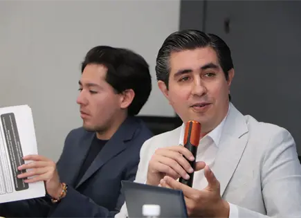 Socializan est&iacute;mulos para emprendedores j&oacute;venes