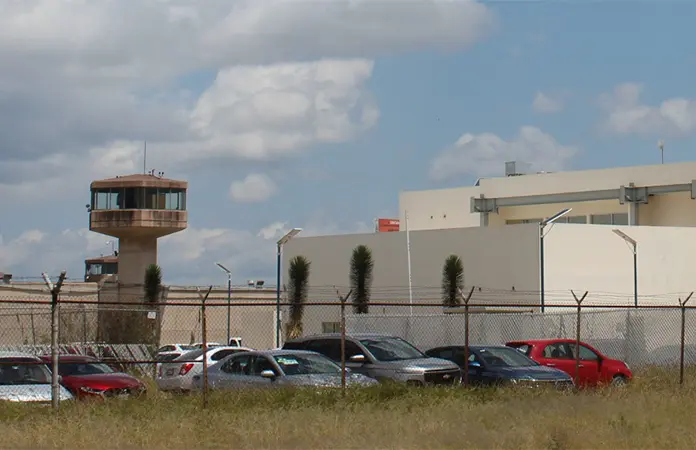 Planean contratar a 100 custodios