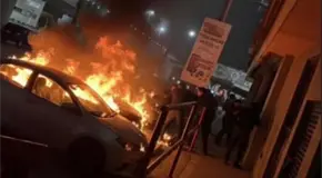 Se incendia veh&iacute;culo en Coronel Romero y Perif&eacute;rico