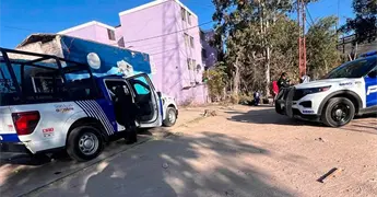 Localizan a hombre sin vida en condominio