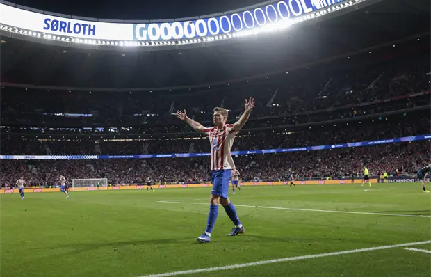 Sorloth pone al Atl&eacute;tico en octavos de Champions League