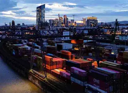 UE pausa acuerdo comercial con EU