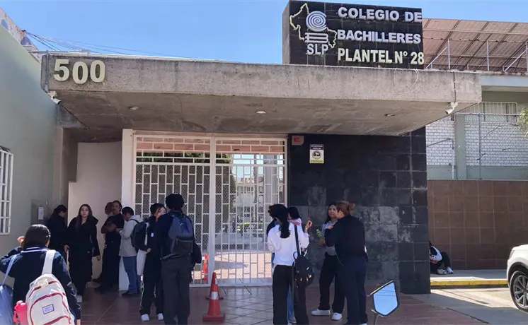 Activan protocolos en Cobach 28 por arma