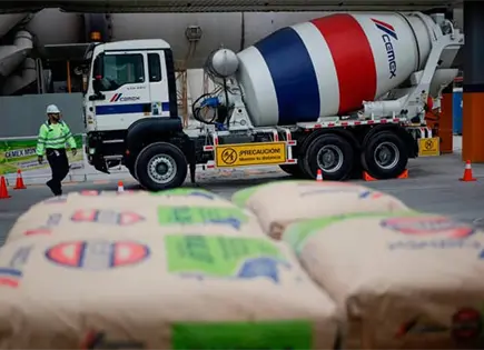 Coloca Cemex 5,500 mdp en la BMV Coloca Cemex 5,500 mdp en la BMV