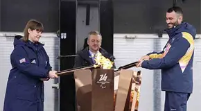 Se enciende la llama paral&iacute;mpica