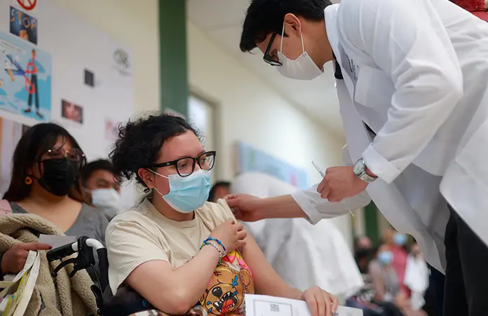 Indagan dos muertes por sarampión