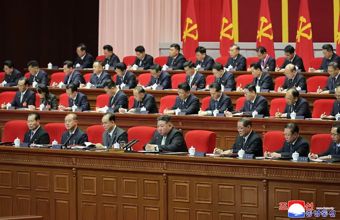 Kim dice que podría destruir Surcorea