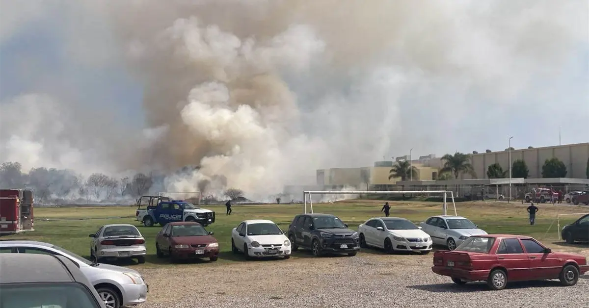 Video | Reportan incendio a un costado de la Coronado Video | Reportan incendio a un costado de la Coronado