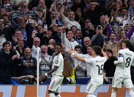 Vin&iacute;cius J&uacute;nior define victoria y clasifica a Real Madrid en Champions