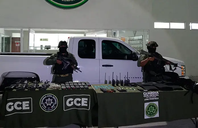 Aseguran armas, droga y equipo táctico en El Naranjo