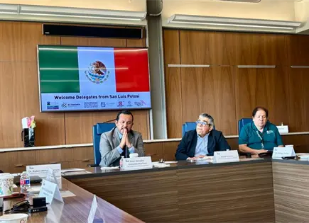 Buscan traer modelo educativo de Texas a SLP