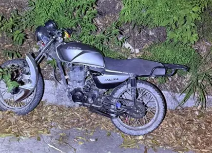 Motociclista queda lesionado tras percance en la libre Valles–Rioverde