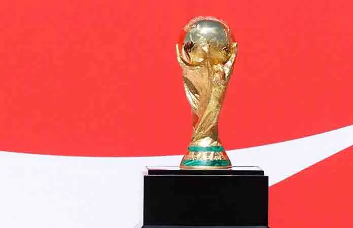 Llega el trofeo de la Copa del Mundo