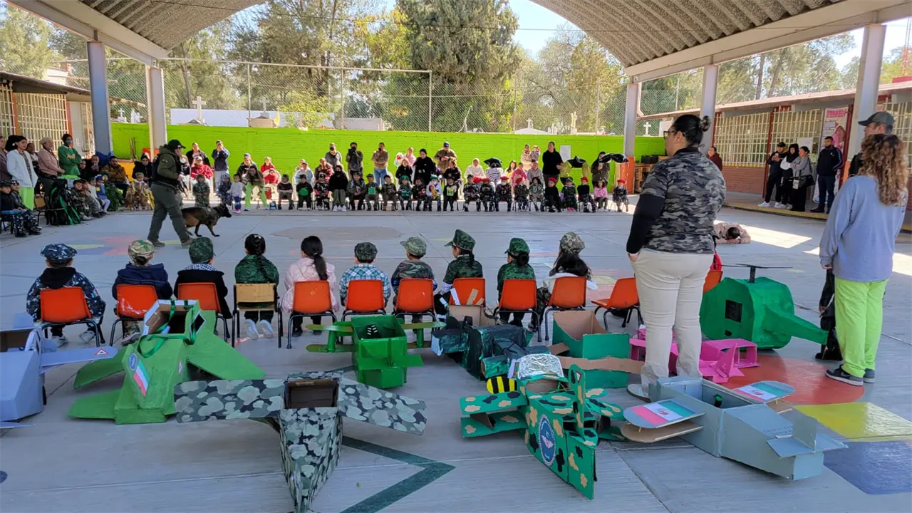 Seguridad entra a las aulas